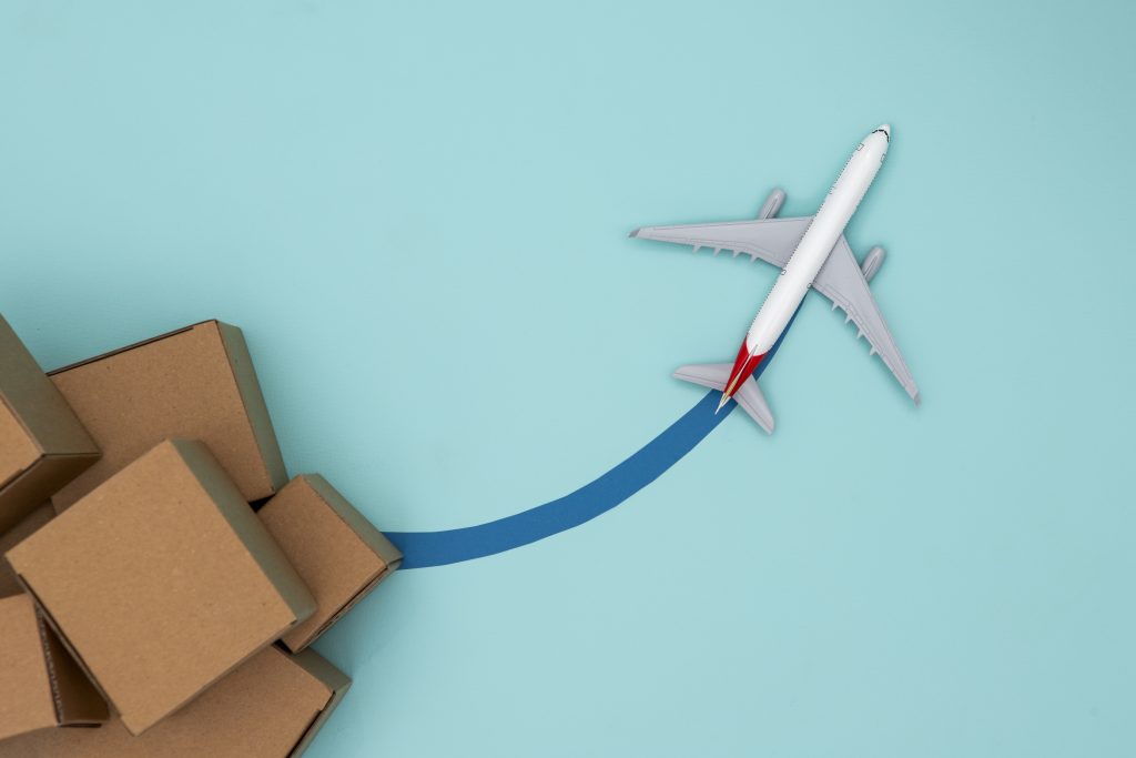 Các loại phí và phụ phí trong vận tải đường hàng không