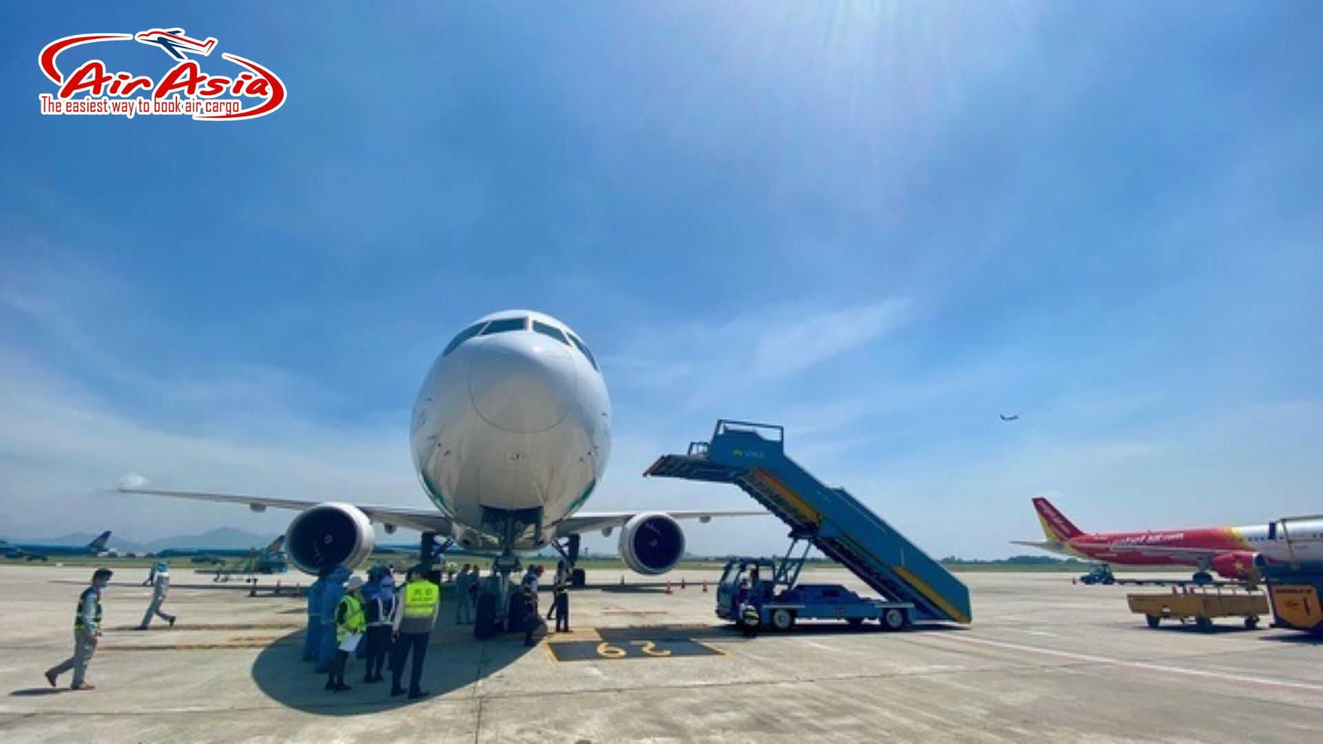 Tăng Cường Giải Pháp Đảm Bảo An Toàn Khai Thác Sân Bay Tân Sơn Nhất Tăng Cường Giải Pháp Đảm Bảo An Toàn Khai Thác Sân Bay Tân Sơn Nhất