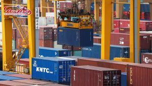 Xuất Khẩu Của Trung Quốc Tăng Mạnh Tháng 4