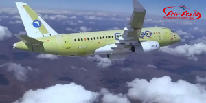 Máy bay SJ - 100