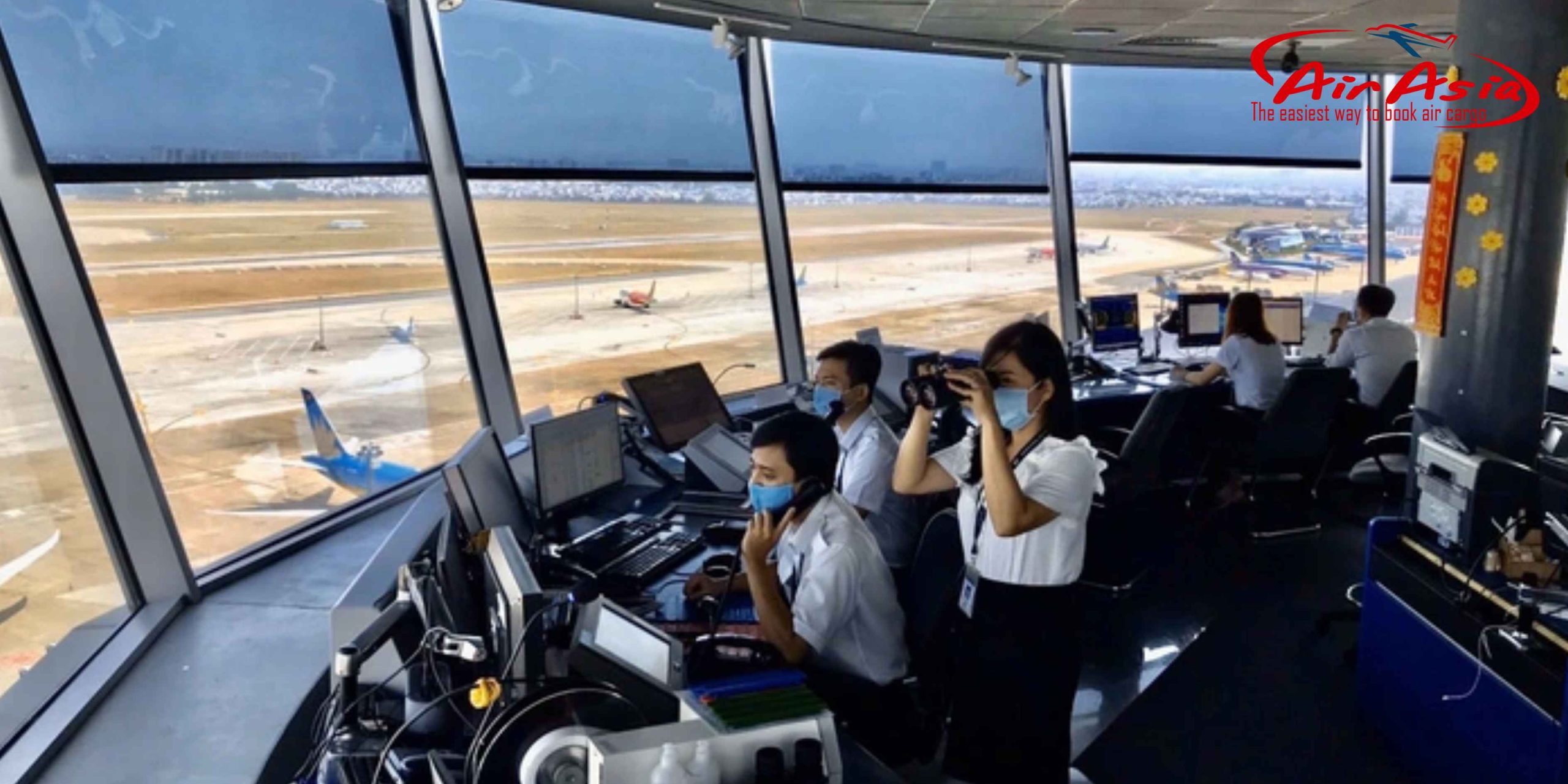 ĐÀI KIỂM SOÁT KHÔNG LƯU LÀM NHIỆM VỤ GÌ? VAI TRÒ SỐNG CÒN TRONG AN TOÀN HÀNG KHÔNG