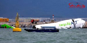 MÁY BAY TRƯỢT KHỎI ĐƯỜNG BĂNG, LAO XUỐNG BIỂN Ở HONG KONG: SỰ CỐ HIẾM GẶP VÀ CẢNH BÁO AN TOÀN HÀNG KHÔNG