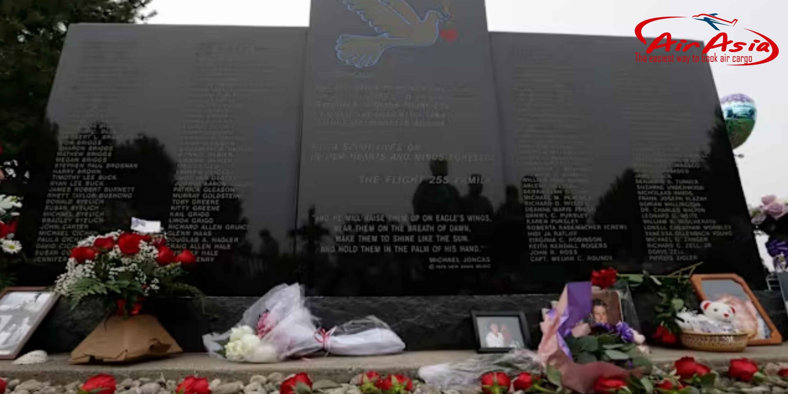 BI KỊCH HÀNH KHÁCH DUY NHẤT SỐNG SÓT SAU VỤ MÁY BAY RƠI KHIẾN 260 NGƯỜI THIỆT MẠNG