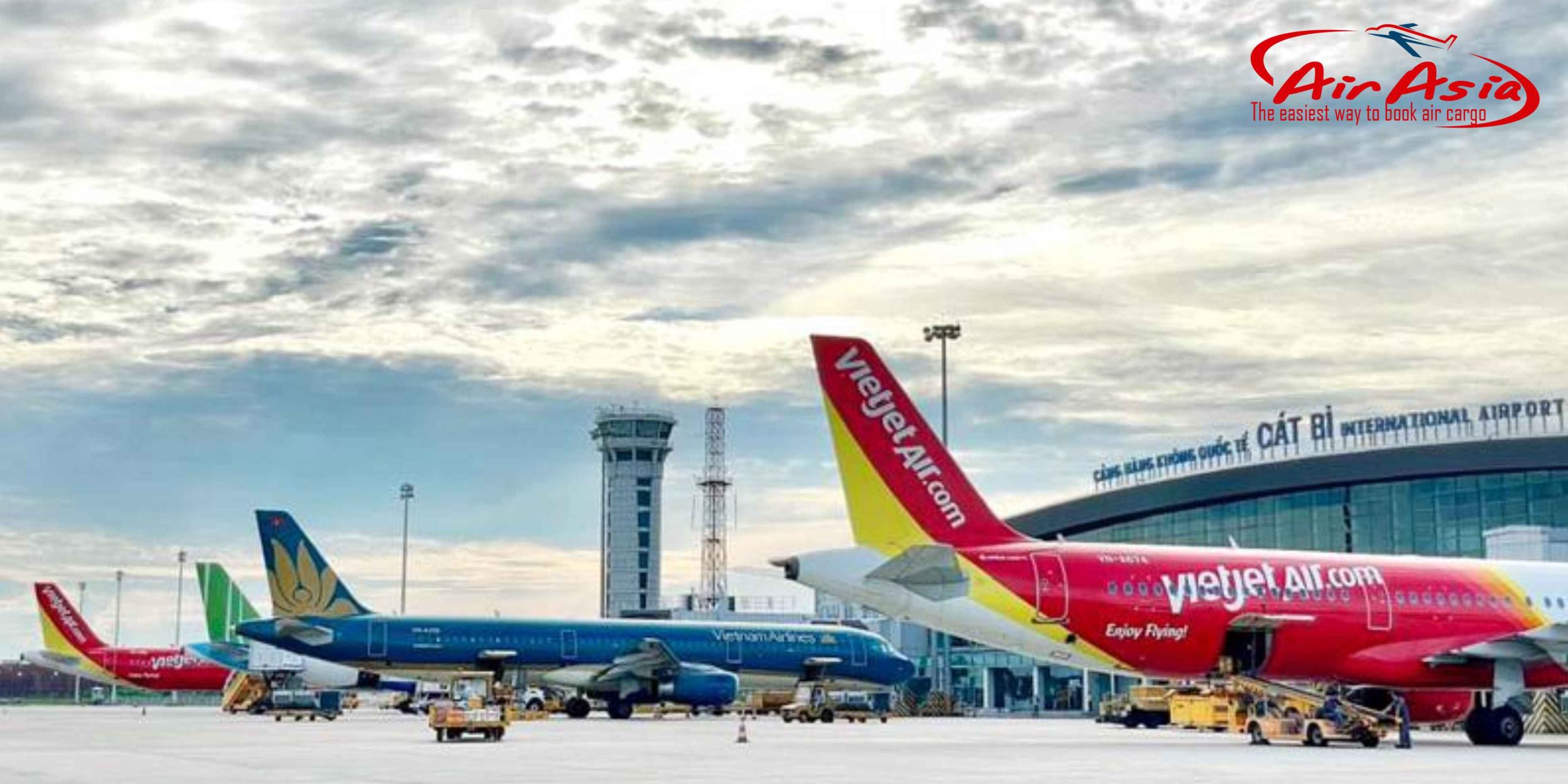 Tin tức hàng không Việt Nam mới nhất 2026: Tăng trưởng mạnh, cạnh tranh cao